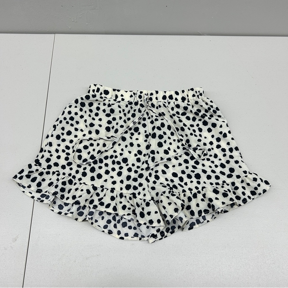 SHEIN Black and White polka dot Shorts size M